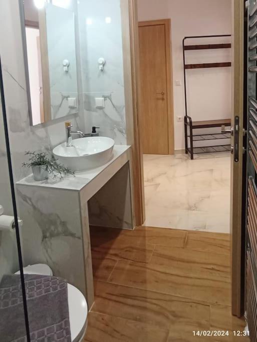 N&S Apartment A Édessa Ngoại thất bức ảnh